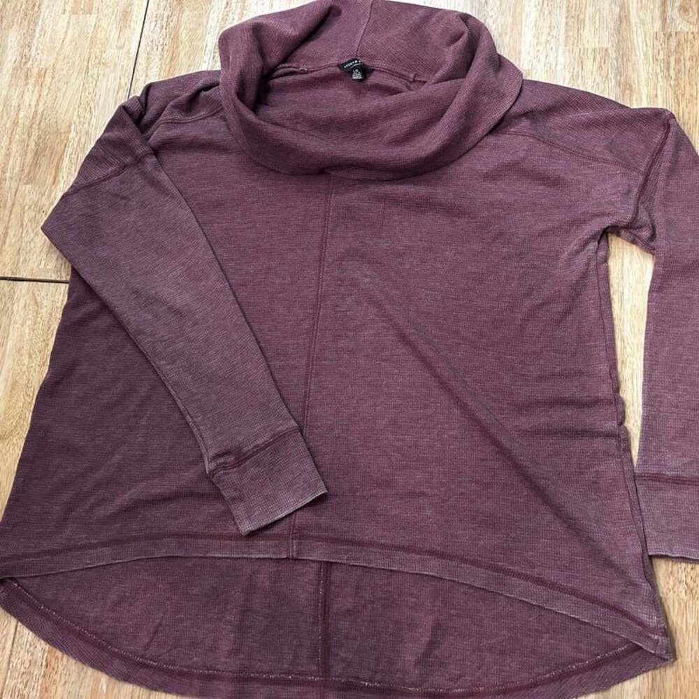 Lucky Brand Shirt, Women's Size large, Purple, Turtleneck, Long Sleeve, Pullover